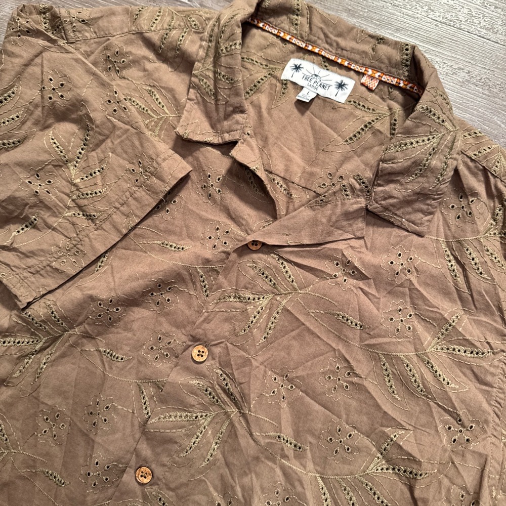 Free Planet Shirt Mens Large Brown 100% Cotton Eyelet Embroidered Summer Boho L